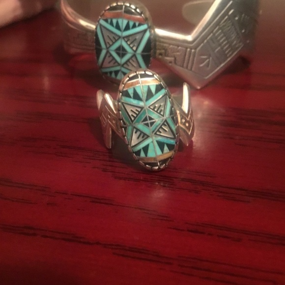 Roderick & Marilyn Tenorio Jewelry - Roderick & Marilyn Tenorio SS Gemstone Inlay Ring